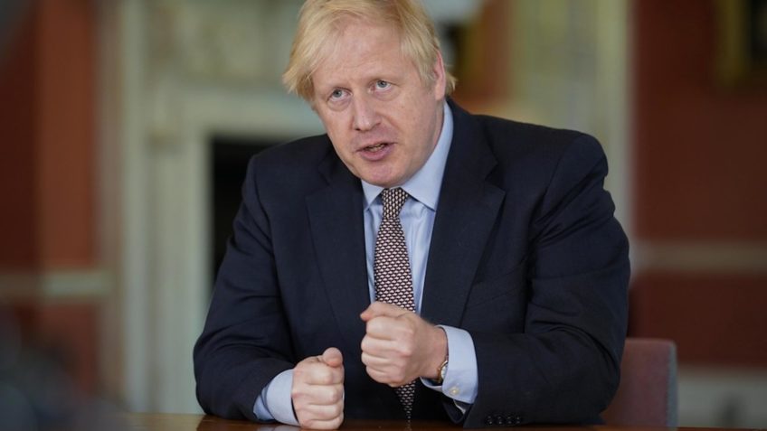 Boris Johnson e ministro britânico serão multados por festas durante a pandemia