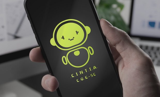 Conheça Cintia, o robô que está revolucionando o controle de compras em SC