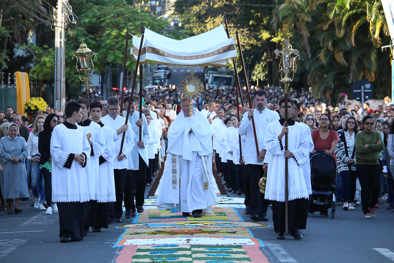 Em Criciúma, católicos se preparam para celebrar Corpus Christi