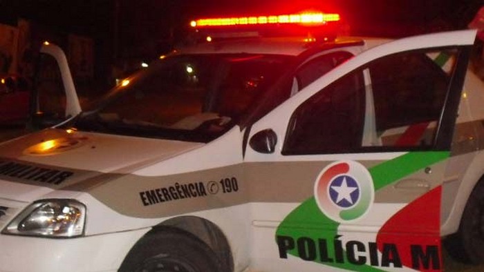 Mulher flagra furto do próprio carro em Jaraguá do Sul