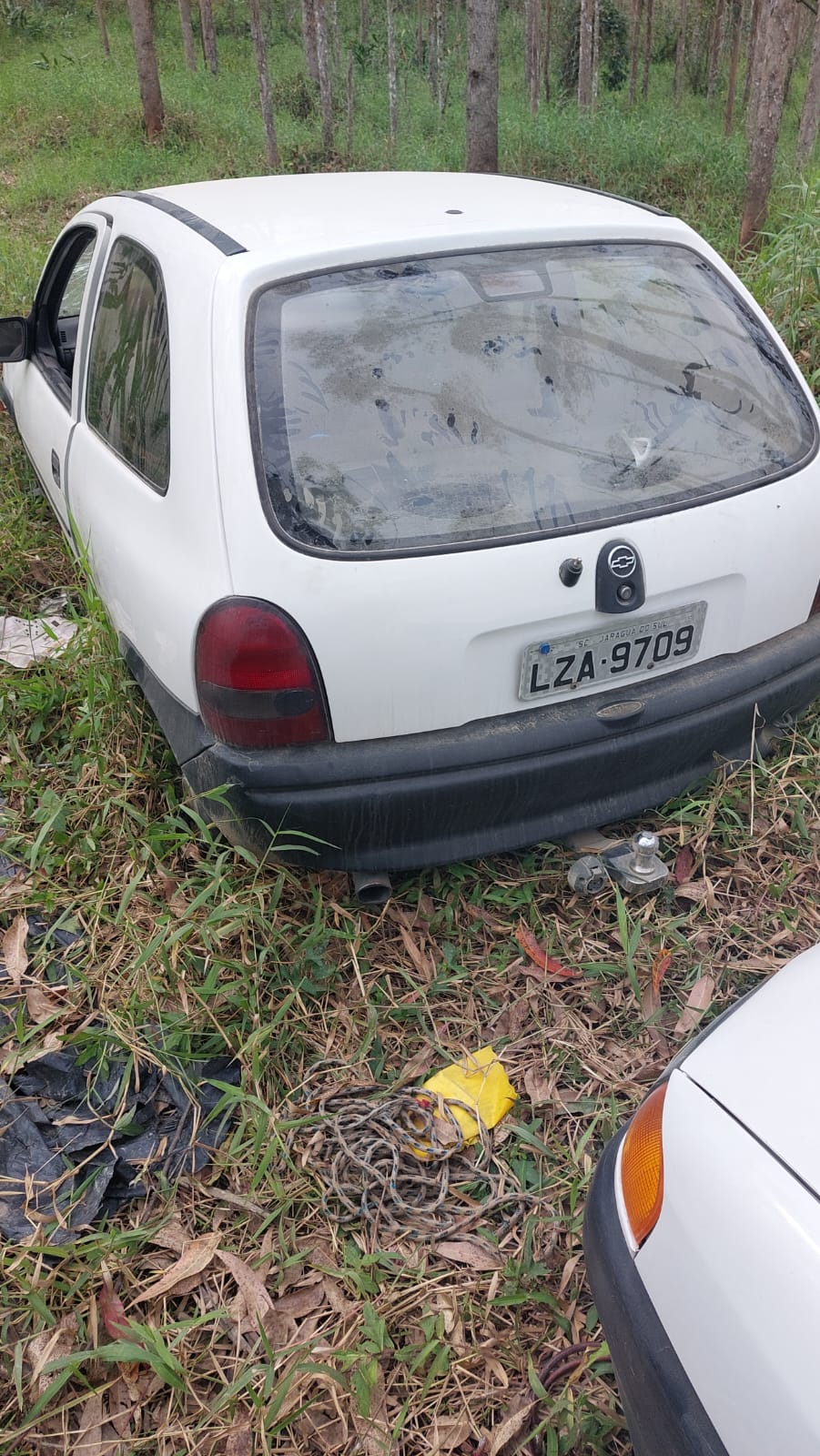 Polícia confirma denúncia de carros abandonados em Balneário Piçarras