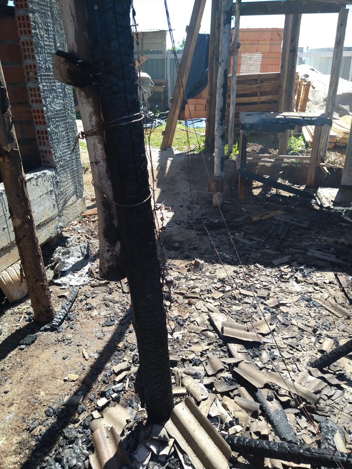 Incêndio em edificação é registrado em Criciúma