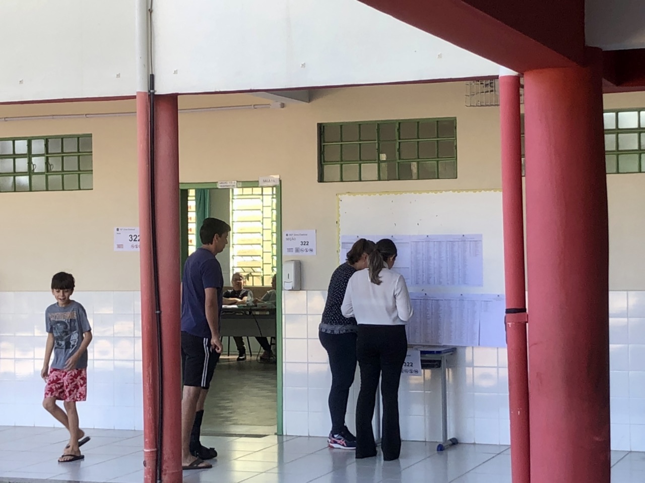 Eleições 2022: Filas para votação seguem após as 17h em Criciúma