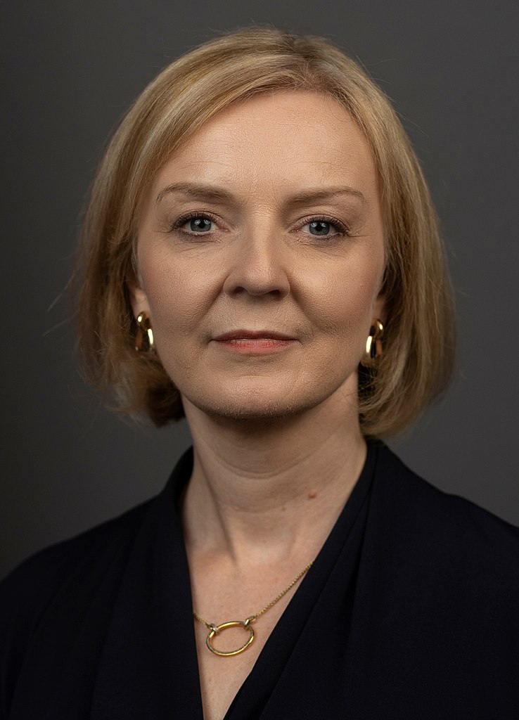 22/09/2022. London, United Kingdom. Official Portrait of Prime Minister Liz Truss in No10 Downing Street. 10 Downing Street. Picture by Simon Dawson / No 10 Downing Street