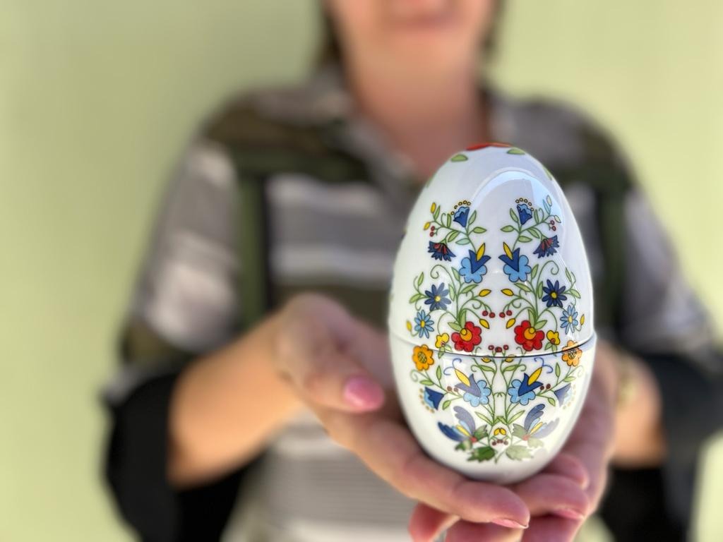 Miniatura de como será o ovo decorado com mais de 16 metros de altura em Pomerode -
Crédito: Divulgação 